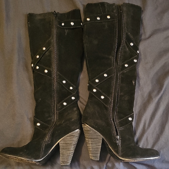 Studded Black Knee-High Boots - Picture 3 of 8